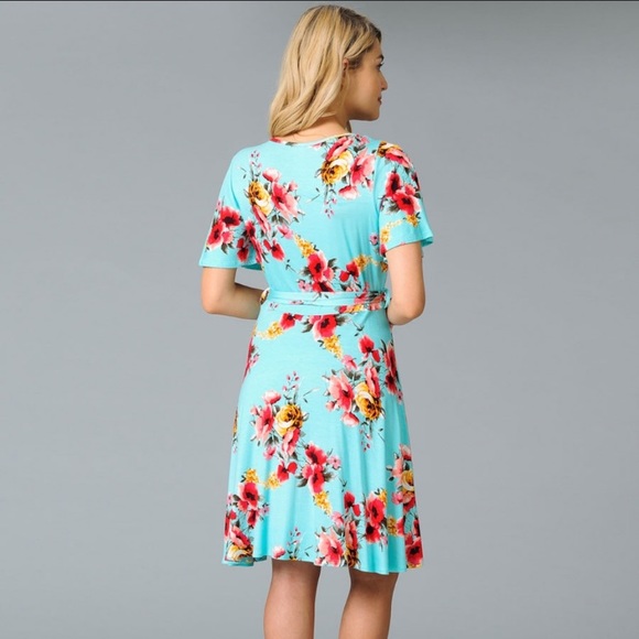 🔥FLASH SALE🔥 LAST! Bright Blue Floral Wrap Dress - Picture 2 of 4